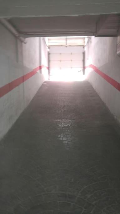 Apartamento Con Parking Gratis En El Centro De Malaga Apartman Kültér fotó
