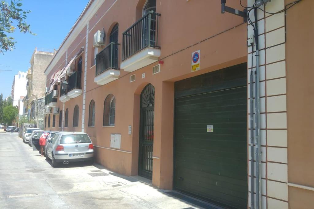 Apartamento Con Parking Gratis En El Centro De Malaga Apartman Kültér fotó