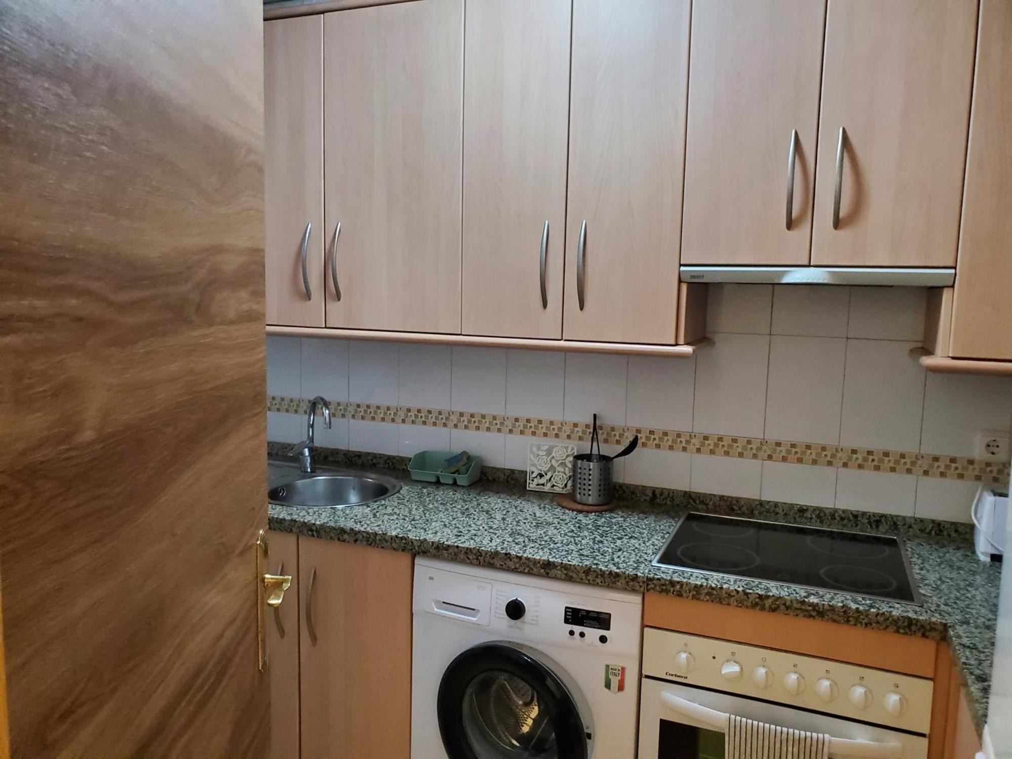 Apartamento Con Parking Gratis En El Centro De Malaga Apartman Kültér fotó