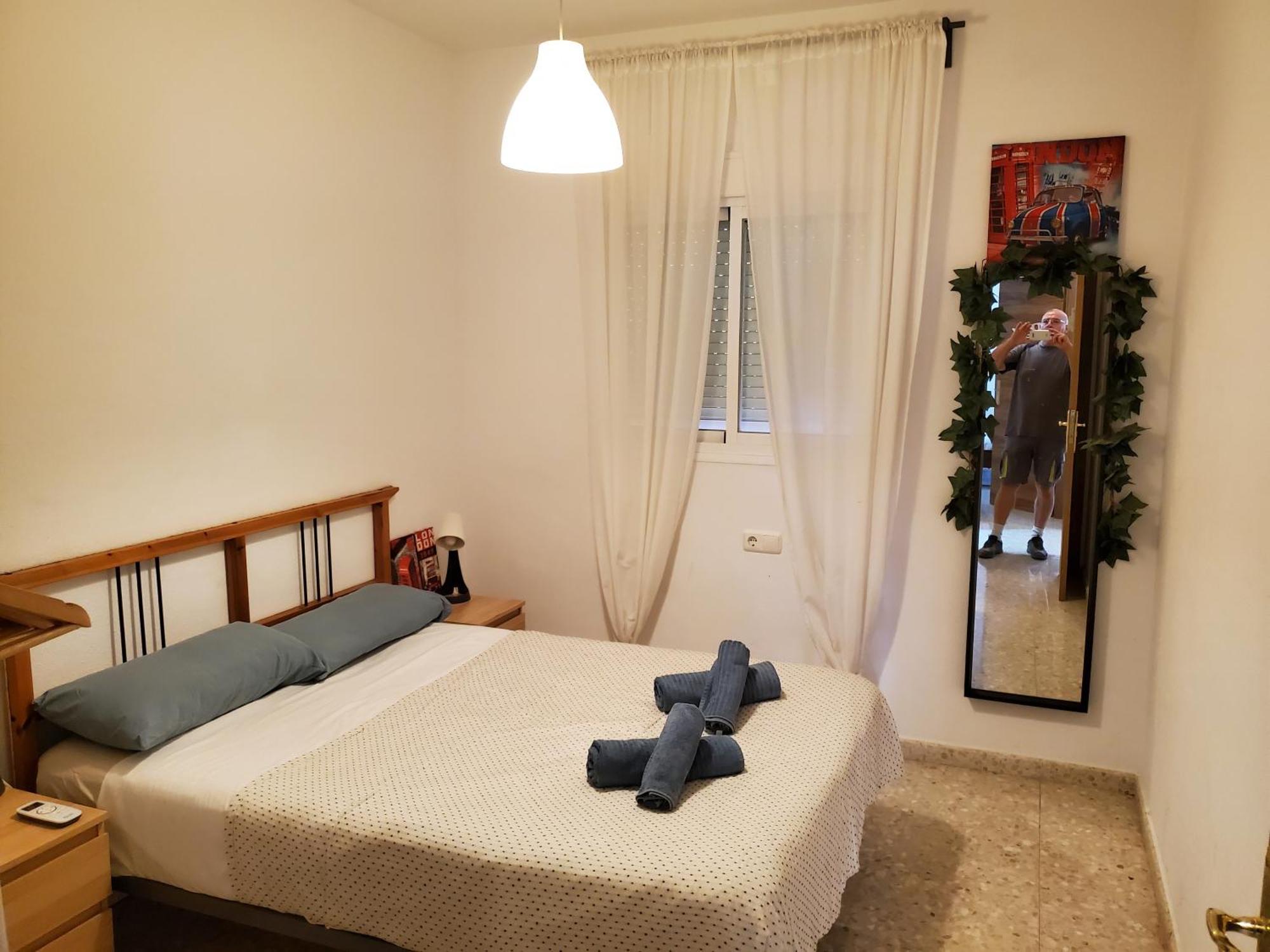 Apartamento Con Parking Gratis En El Centro De Malaga Apartman Kültér fotó