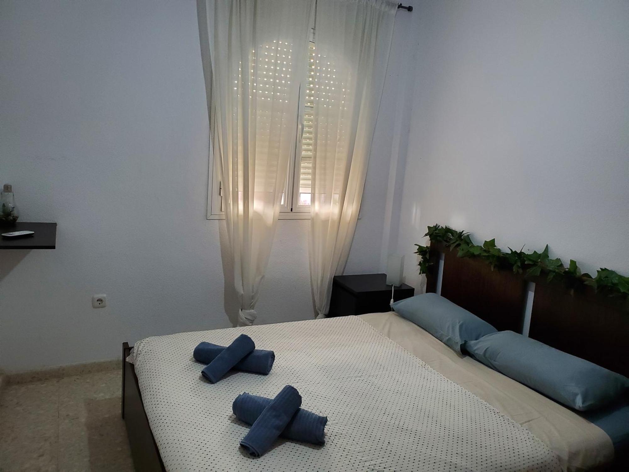 Apartamento Con Parking Gratis En El Centro De Malaga Apartman Kültér fotó